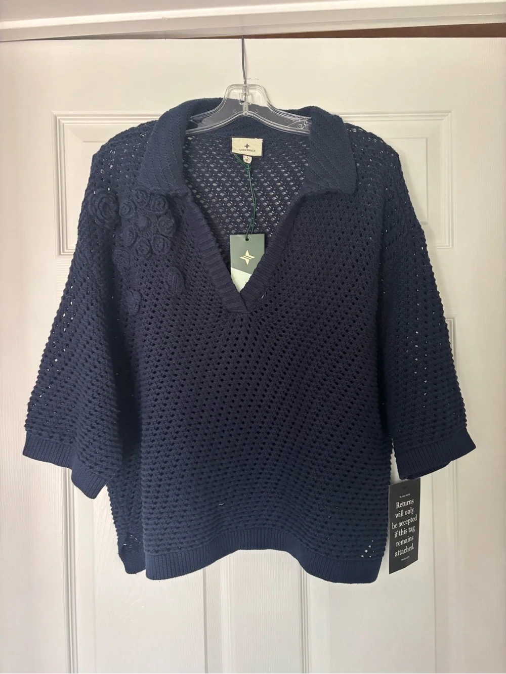 Tuckernuck Women’s Shirt - Picture 1 of 4